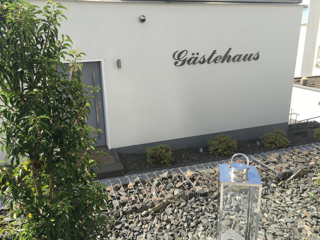 WohnRaum Hotel&Gästehaus Gusterath Exterior foto